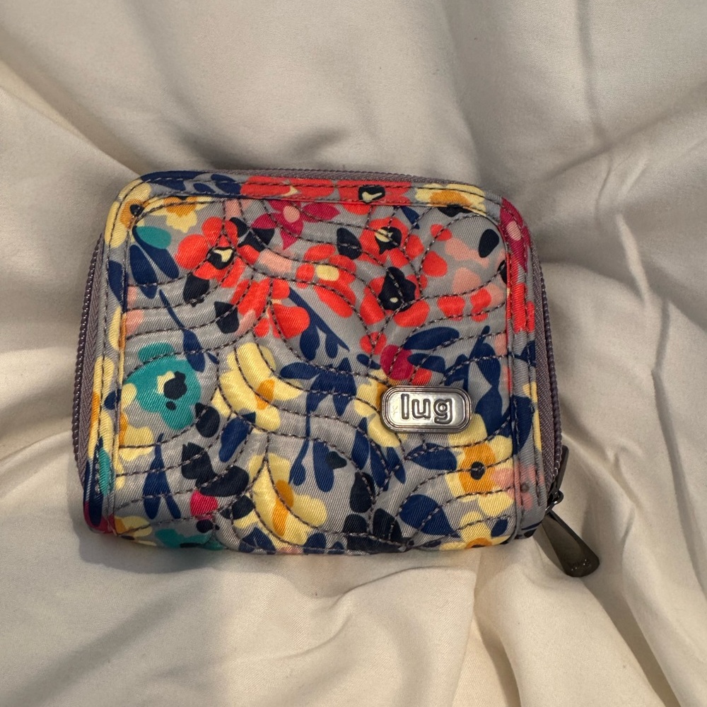 Lug Women's Floral Wallet - Multicolor